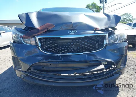 2016 Kia Sedona Lx z USA, uszkodzony, nr VIN KNDMB5C13G6116409